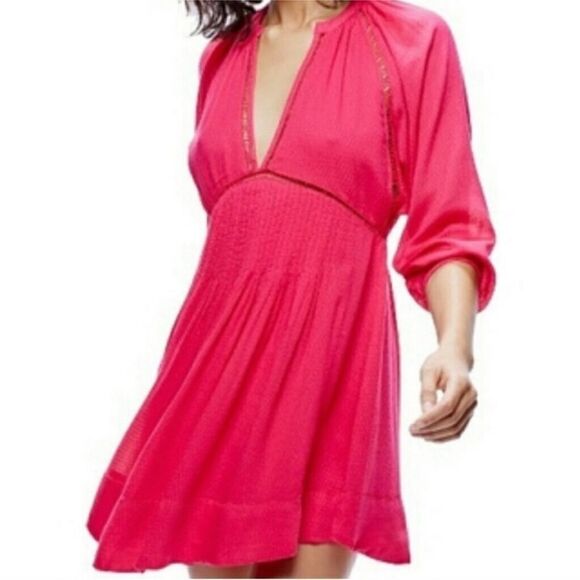 FREE PEOPLE FP Go Lightly V-Neck 3/4 Dolman SLEEVE
Swing Dress in hot pink - Picture 1 of 16